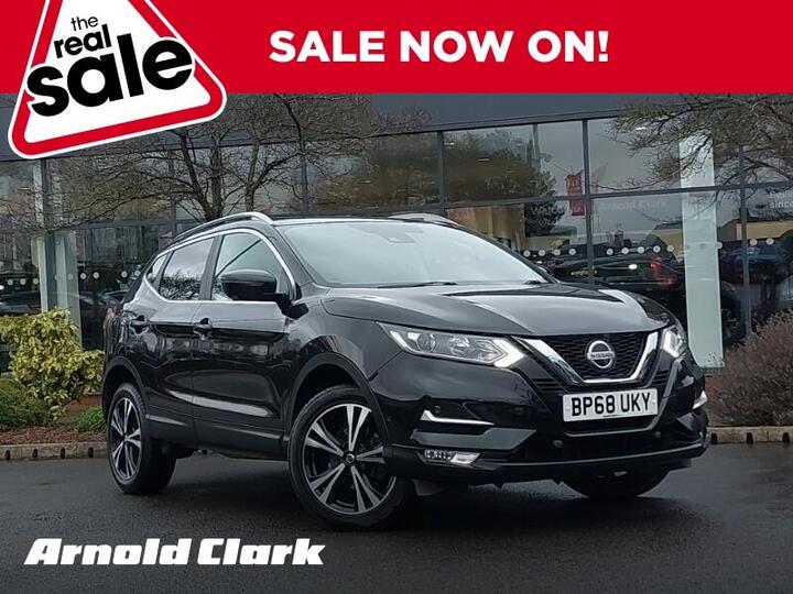 Nissan Qashqai 1.3 DIG-T N-Connecta Euro 6 (s/s) 5dr