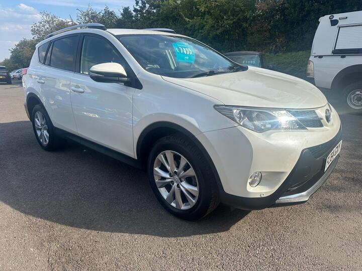 Toyota RAV4 2.2 D-4D Invincible 4WD Euro 5 5dr