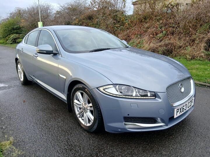 Jaguar XF 2.2d Luxury Auto Euro 5 (s/s) 4dr