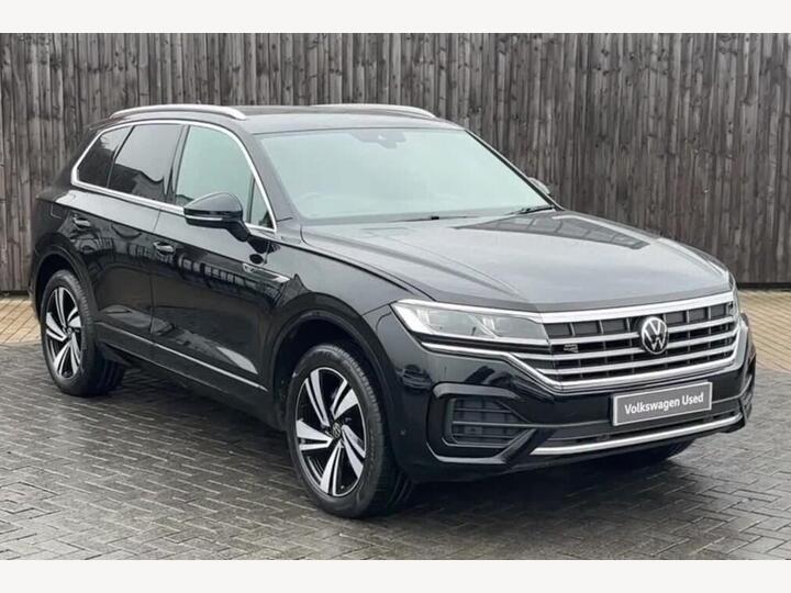 Volkswagen Touareg 3.0 TDI V6 R-Line Tech Tiptronic 4Motion Euro 6 (s/s) 5dr
