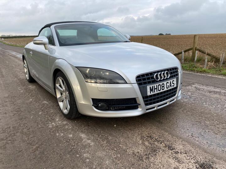 Audi TT 2.0 TFSI Roadster Euro 4 2dr