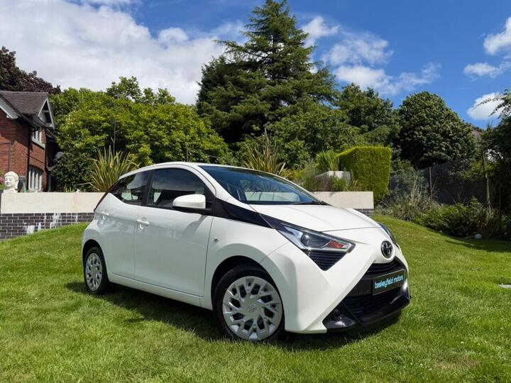 Toyota AYGO 1.0 VVT-i X-play Euro 6 5dr