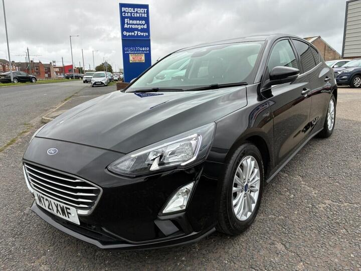 Ford FOCUS 1.0T EcoBoost MHEV Titanium Edition Euro 6 (s/s) 5dr