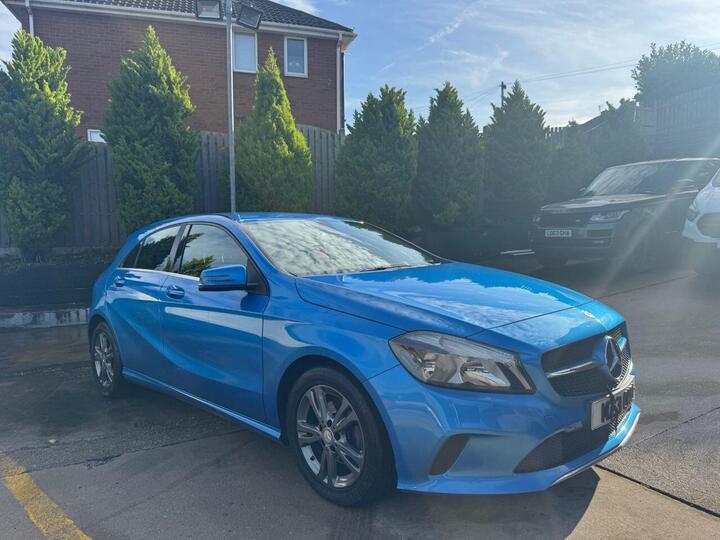 Mercedes-Benz A-CLASS 1.5 A180d SE Euro 6 (s/s) 5dr Mercedes-Benz A-CLASS 1.5 A180d SE Euro 6 (s/s) 5dr