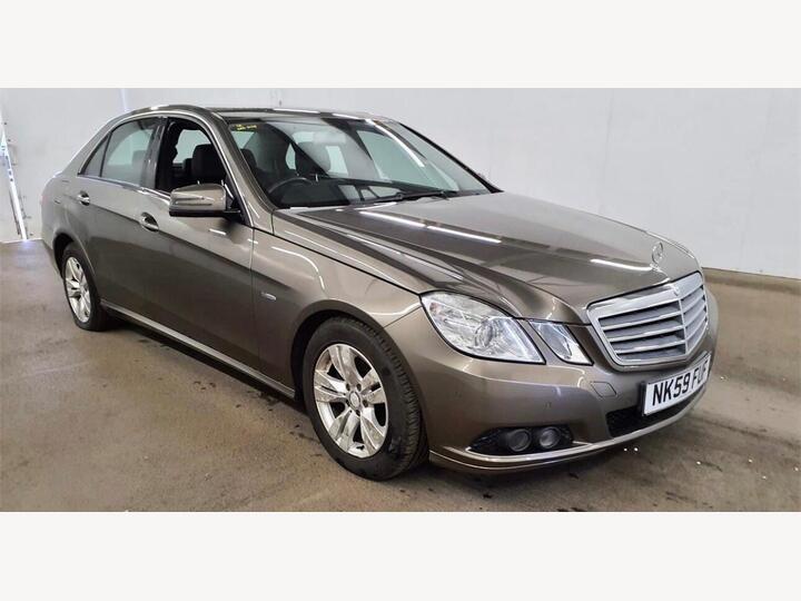 Mercedes-Benz E Class 2.1 E250 CDI BlueEfficiency SE Tiptronic Euro 5 4dr