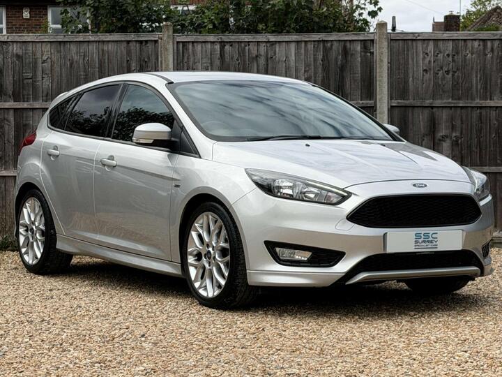Ford FOCUS 1.0T EcoBoost ST-Line Euro 6 (s/s) 5dr