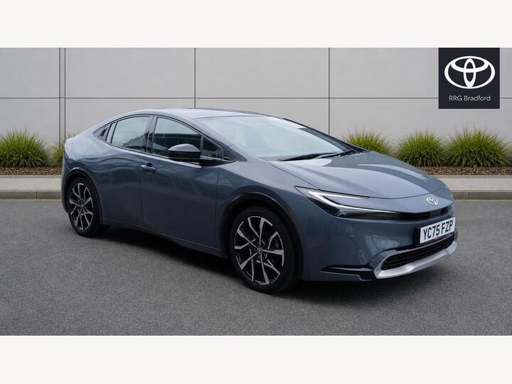 Toyota Prius 2.0 13.6kWh Excel CVT Euro 6 (s/s) 5dr