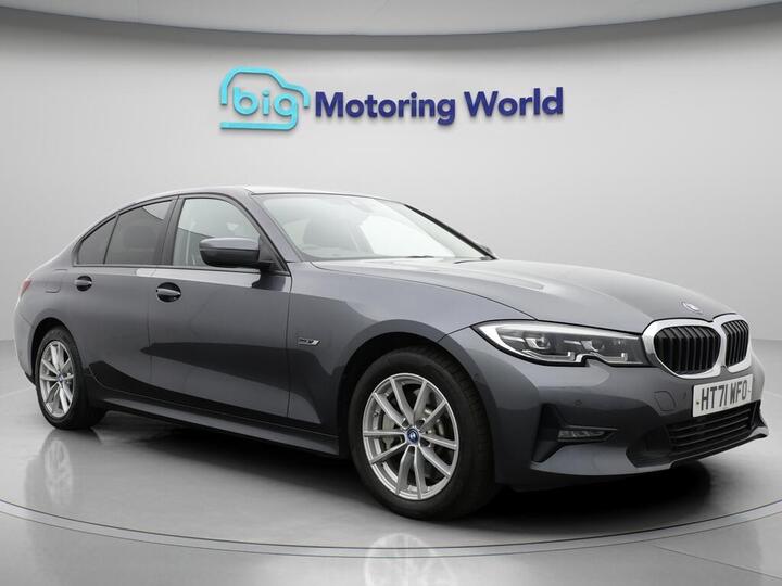 BMW 3 Series 2.0 330e 12kWh SE Pro Auto Euro 6 (s/s) 4dr