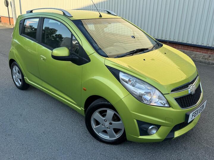 Chevrolet Spark 1.2i LT Euro 5 5dr Chevrolet Spark 1.2i LT Euro 5 5dr