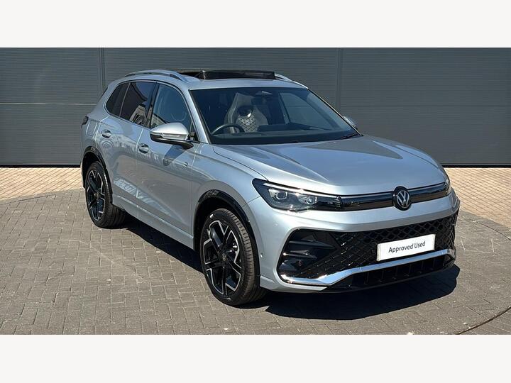 Volkswagen TIGUAN 1.5 TSI EHybrid 19.7kWh R-Line DSG Euro 6 (s/s) 5dr