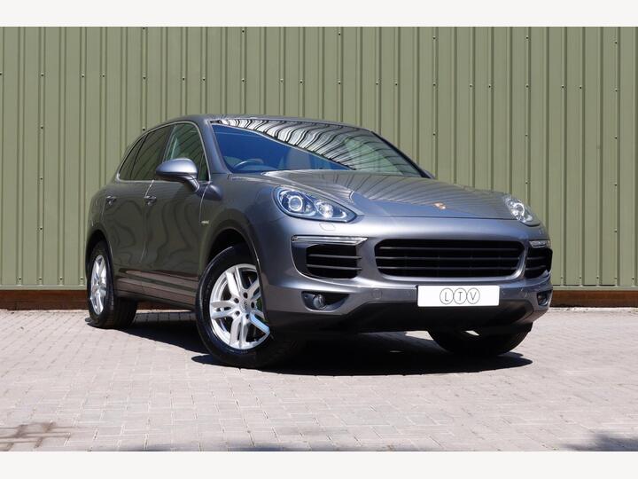 Porsche Cayenne 3.0 V6 E-Hybrid S TiptronicS 4WD Euro 6 (s/s) 5dr