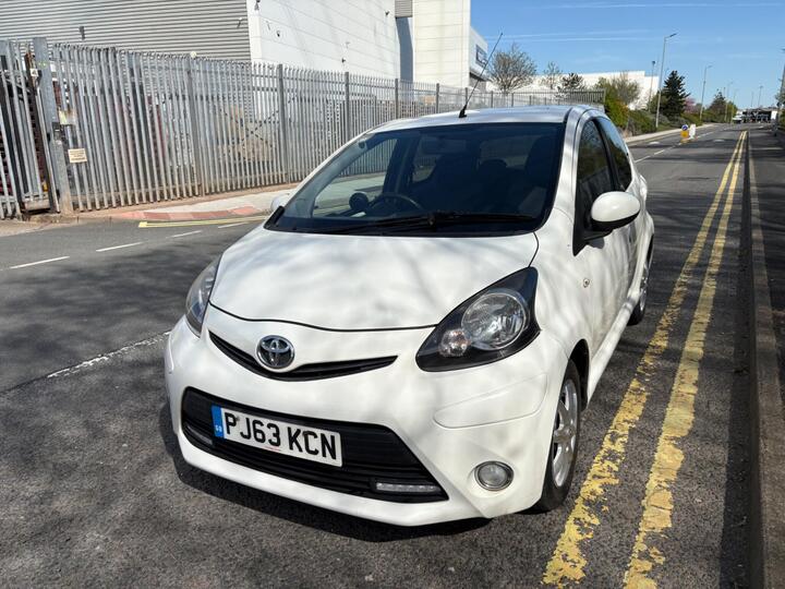 Toyota AYGO 1.0 VVT-i Mode Euro 5 5dr
