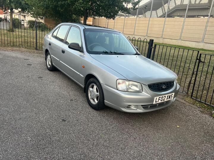 Hyundai Accent 1.5 CDX 5dr