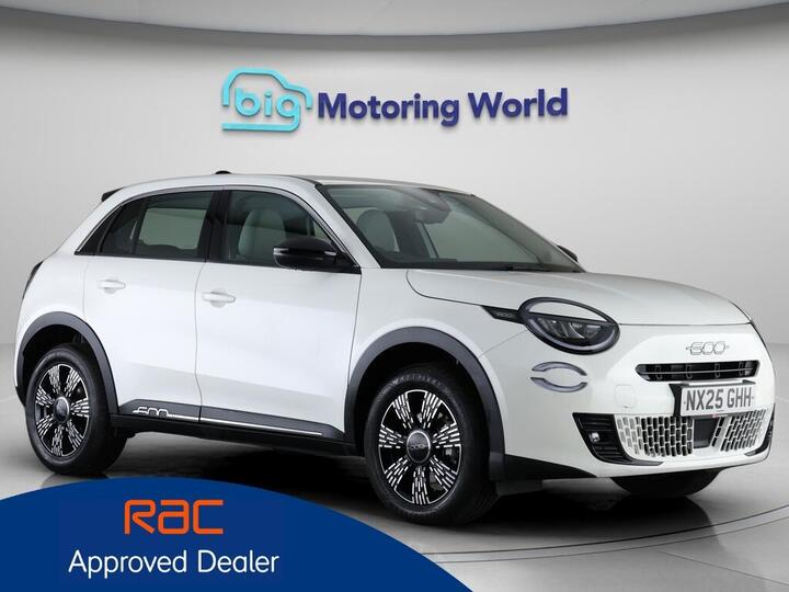 Fiat 600 1.2 MHEV E-DCT Euro 6 (s/s) 5dr