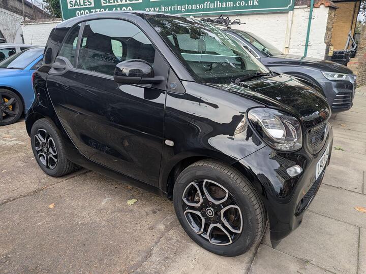 Smart Fortwo 17.6kWh Prime (Premium) Auto 2dr (22kW Charger)