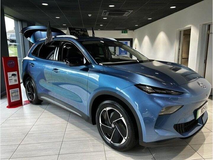 MG MGS5 64kWh Trophy Long Range Auto 5dr