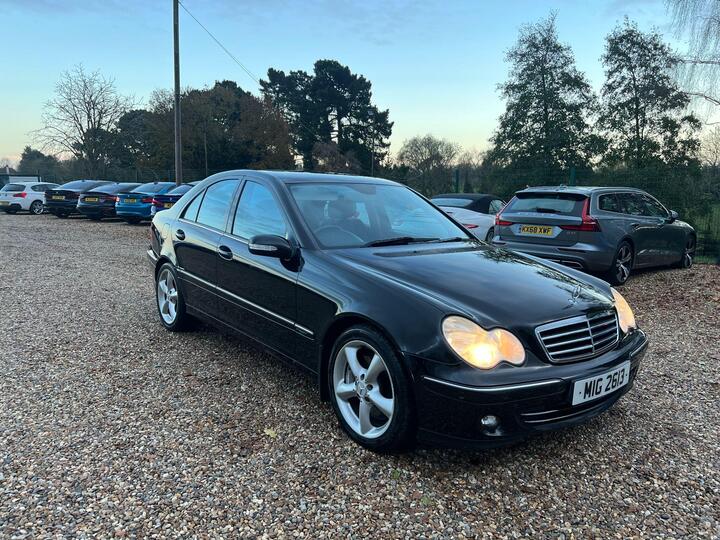 Mercedes-Benz C Class 2.5 C230 Avantgarde SE 7G-Tronic 4dr