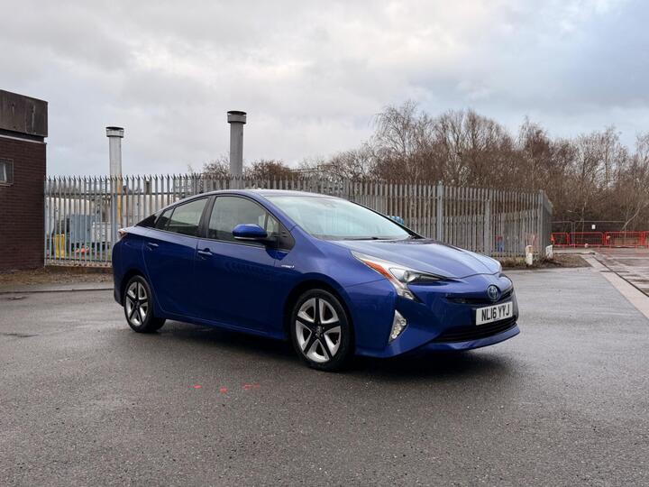 Toyota Prius 1.8 VVT-h Excel CVT Euro 6 (s/s) 5dr (15in Alloy)