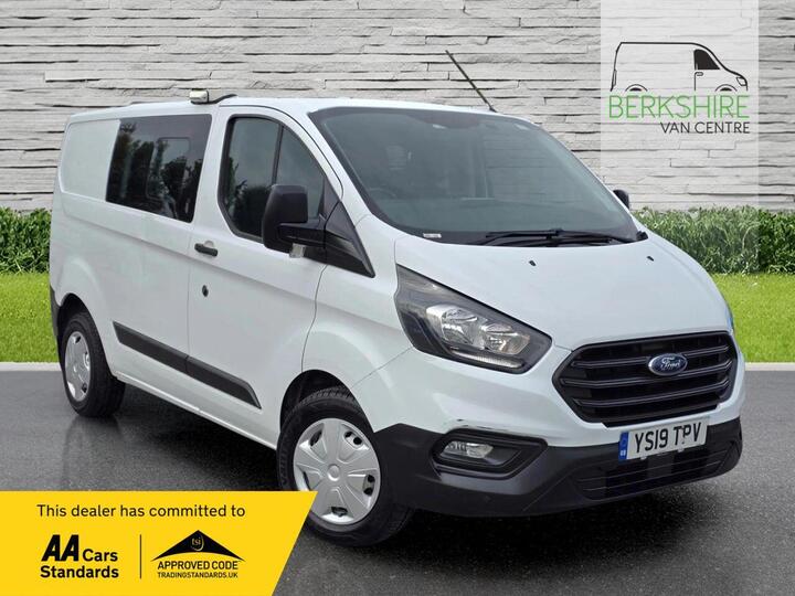 Ford TRANSIT CUSTOM 2.0 320 EcoBlue Crew Van L1 H1 Euro 6 5dr (6 Seat) Ford TRANSIT CUSTOM 2.0 320 EcoBlue Crew Van L1 H1 Euro 6 5dr (6 Seat)