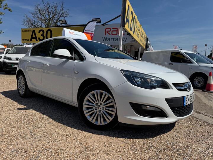 Vauxhall Astra 1.6i Excite Euro 6 5dr