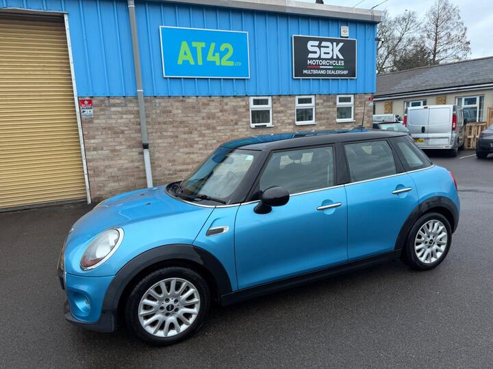 MINI Hatch 1.5 Cooper Euro 6 (s/s) 5dr