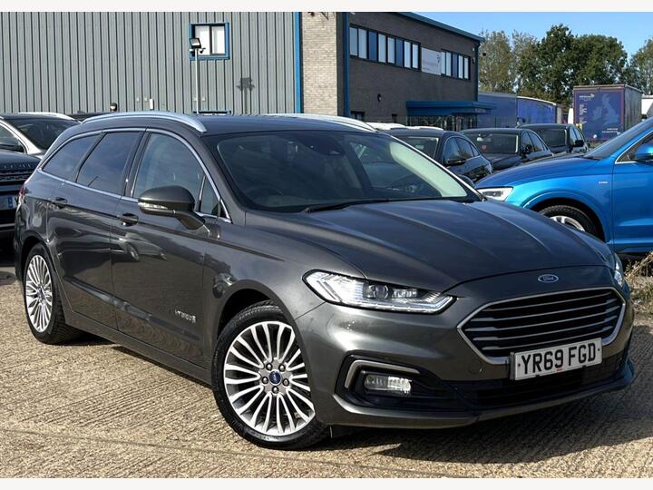 Ford MONDEO 2.0 TiVCT Titanium Edition CVT Euro 6 (s/s) 5dr (17 Inch Alloys)