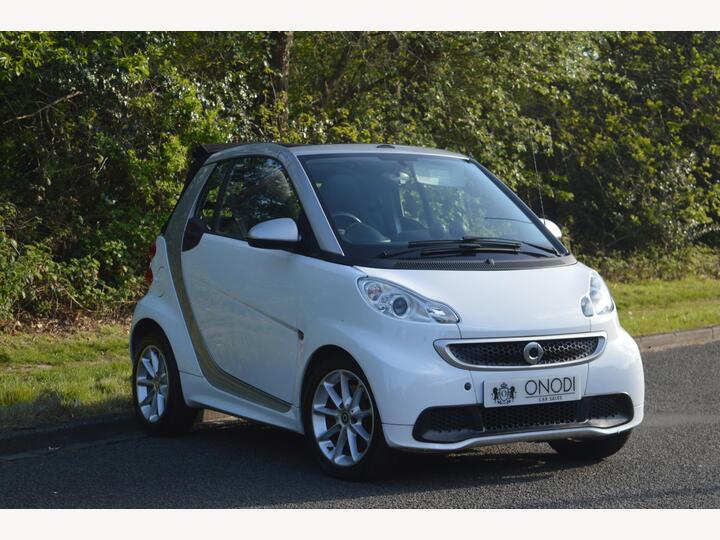 Smart Fortwo 1.0 MHD Passion Cabriolet SoftTouch Euro 5 (s/s) 2dr