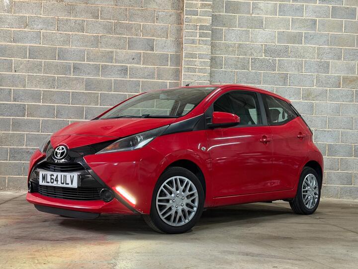 Toyota AYGO 1.0 VVT-i X-play X-shift Euro 5 5dr Euro 5