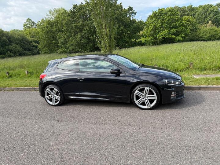 Volkswagen Scirocco 2.0 TDI BlueMotion Tech R-Line Euro 6 (s/s) 3dr