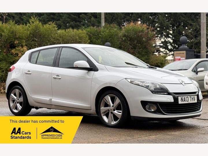 Renault Megane 1.5 DCi Dynamique TomTom Euro 5 (s/s) 5dr Renault Megane 1.5 DCi Dynamique TomTom Euro 5 (s/s) 5dr