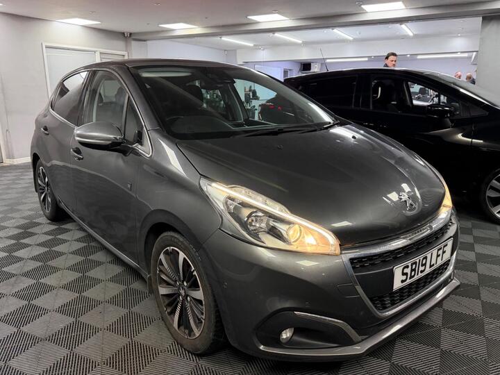 Peugeot 208 1.2 PureTech Tech Edition Euro 6 (s/s) 5dr