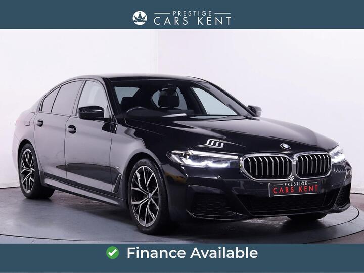BMW 5 Series 2.0 520i MHT M Sport Steptronic Euro 6 (s/s) 4dr BMW 5 Series 2.0 520i MHT M Sport Steptronic Euro 6 (s/s) 4dr