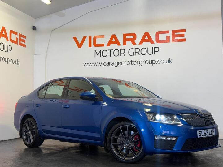 Skoda Octavia 2.0 TDI VRS DSG Euro 5 (s/s) 5dr Skoda Octavia 2.0 TDI VRS DSG Euro 5 (s/s) 5dr