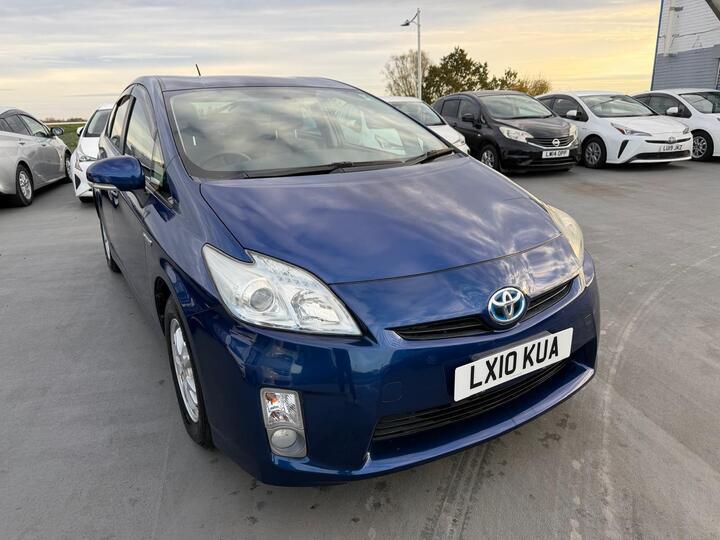 Toyota Prius 1.8 VVT-h T Spirit CVT Euro 5 (s/s) 5dr Toyota Prius 1.8 VVT-h T Spirit CVT Euro 5 (s/s) 5dr