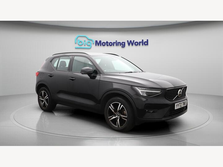 Volvo XC40 2.0 B3 MHEV Plus DCT Auto Euro 6 (s/s) 5dr
