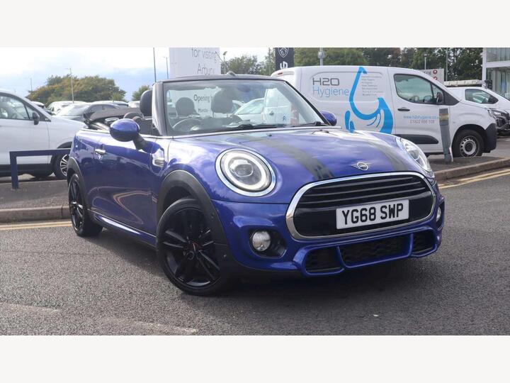 MINI Convertible 1.5 Cooper Sport Euro 6 (s/s) 2dr MINI Convertible 1.5 Cooper Sport Euro 6 (s/s) 2dr