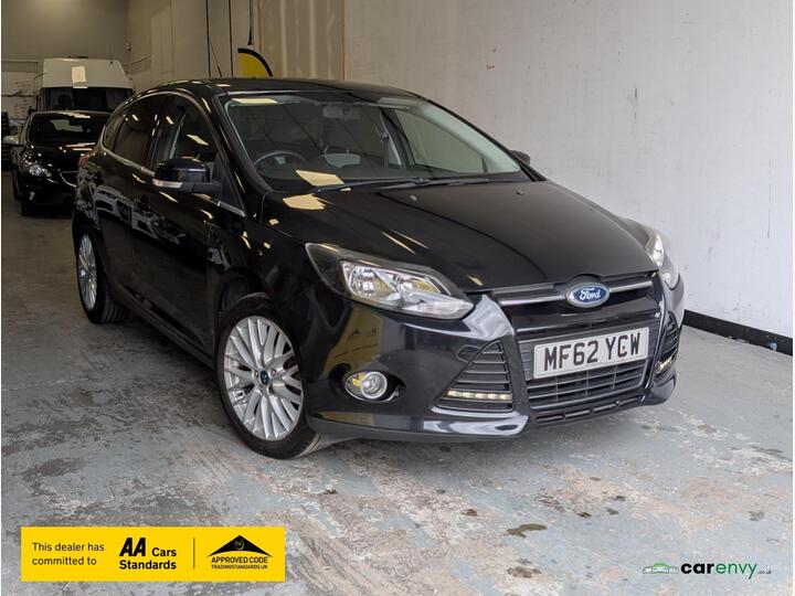 Ford Focus 1.0T EcoBoost Zetec Euro 5 (s/s) 5dr