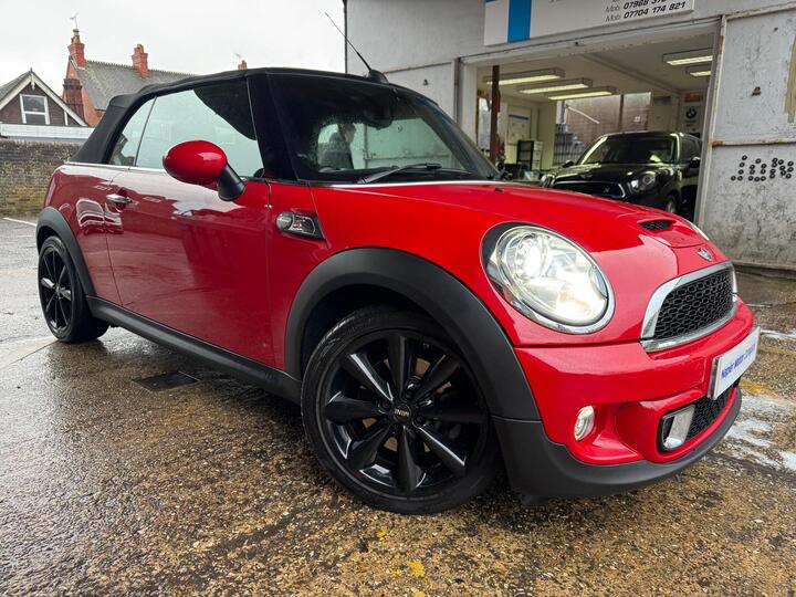MINI Convertible 1.6 Cooper S Auto Euro 5 2dr