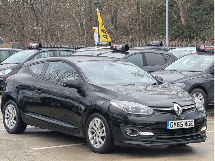 Renault Megane 1.5 DCi Dynamique Nav Euro 6 (s/s) 3dr Renault Megane 1.5 DCi Dynamique Nav Euro 6 (s/s) 3dr