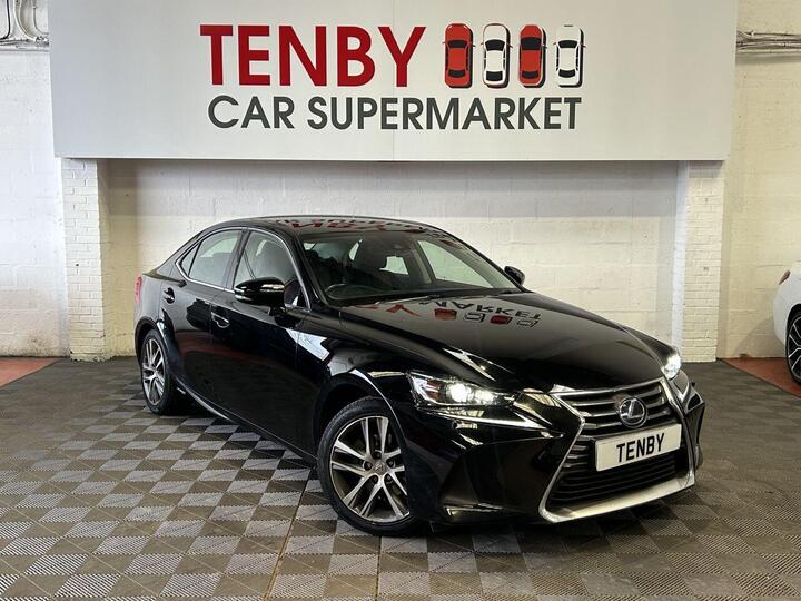 Lexus IS 2.5 300h E-CVT Euro 6 (s/s) 4dr
