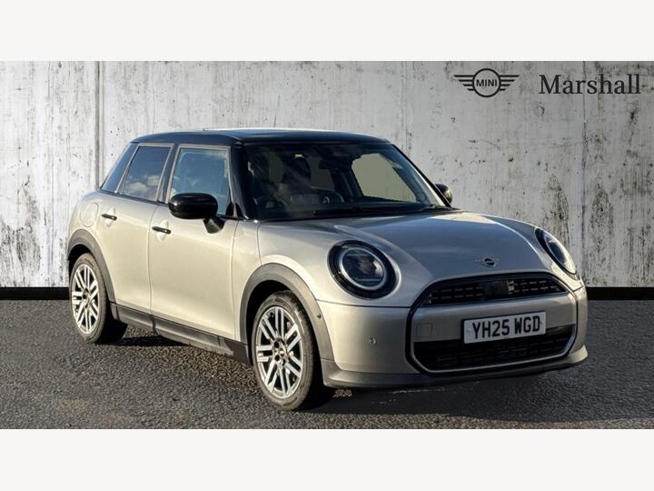 MINI Cooper 1.5C Classic Steptronic Euro 6 (s/s) 5dr