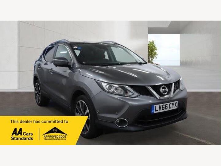 Nissan Qashqai 1.2 DIG-T Tekna 2WD Euro 6 (s/s) 5dr