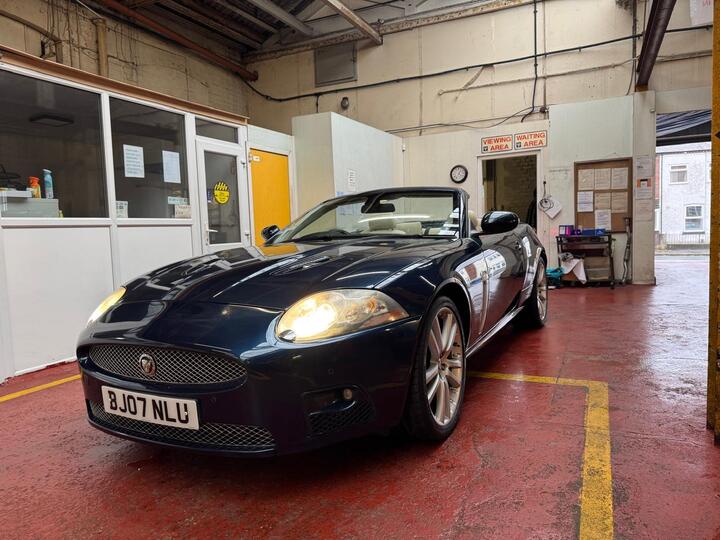 Jaguar XKR 4.2 V8 Auto Euro 4 2dr