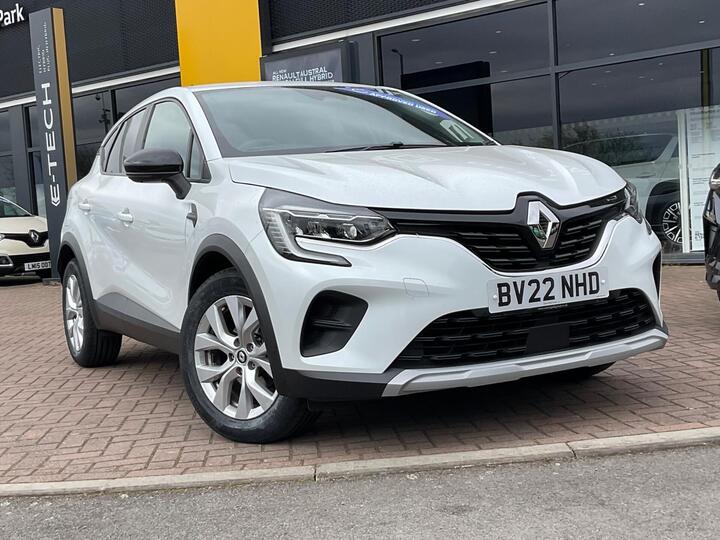 Renault Captur 1.0 TCe Iconic Edition Euro 6 (s/s) 5dr Renault Captur 1.0 TCe Iconic Edition Euro 6 (s/s) 5dr