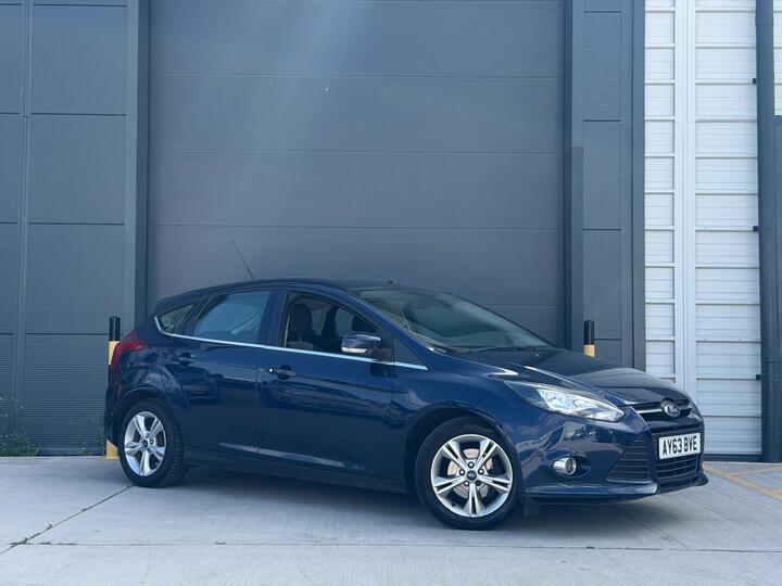 Ford Focus 1.6 TDCi ECOnetic Zetec Euro 5 (s/s) 5dr