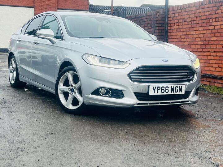 Ford Mondeo 2.0 TDCi Titanium Euro 6 (s/s) 5dr