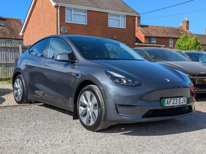 Tesla Model Y (Dual Motor) Long Range Auto 4WDE 5dr