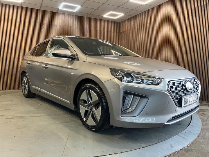 Hyundai IONIQ 1.6 H-GDi Premium SE DCT Euro 6 (s/s) 5dr Hyundai IONIQ 1.6 H-GDi Premium SE DCT Euro 6 (s/s) 5dr