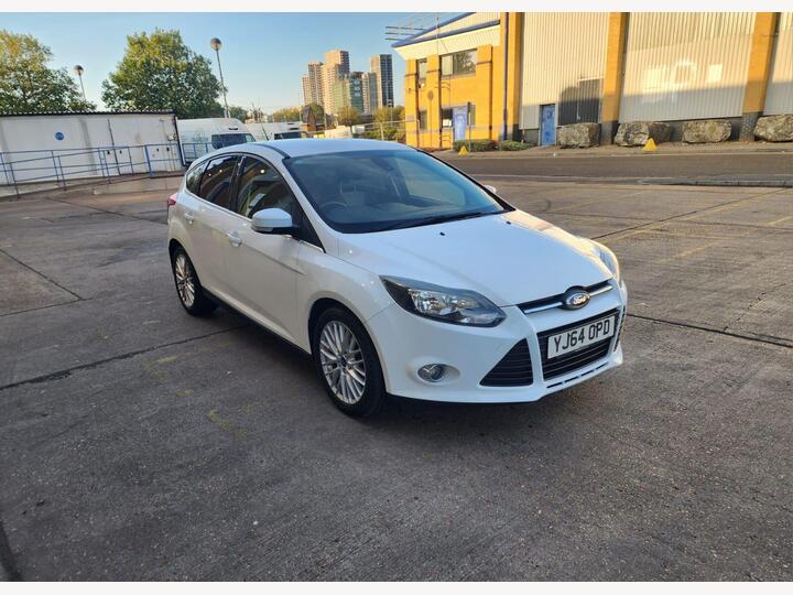 Ford Focus 1.0T EcoBoost Zetec Euro 5 (s/s) 5dr