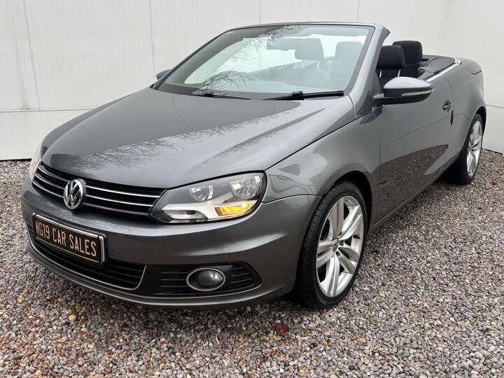 Volkswagen Eos 2.0 TDI BlueMotion Tech Sport Cabriolet Euro 5 (s/s) 2dr